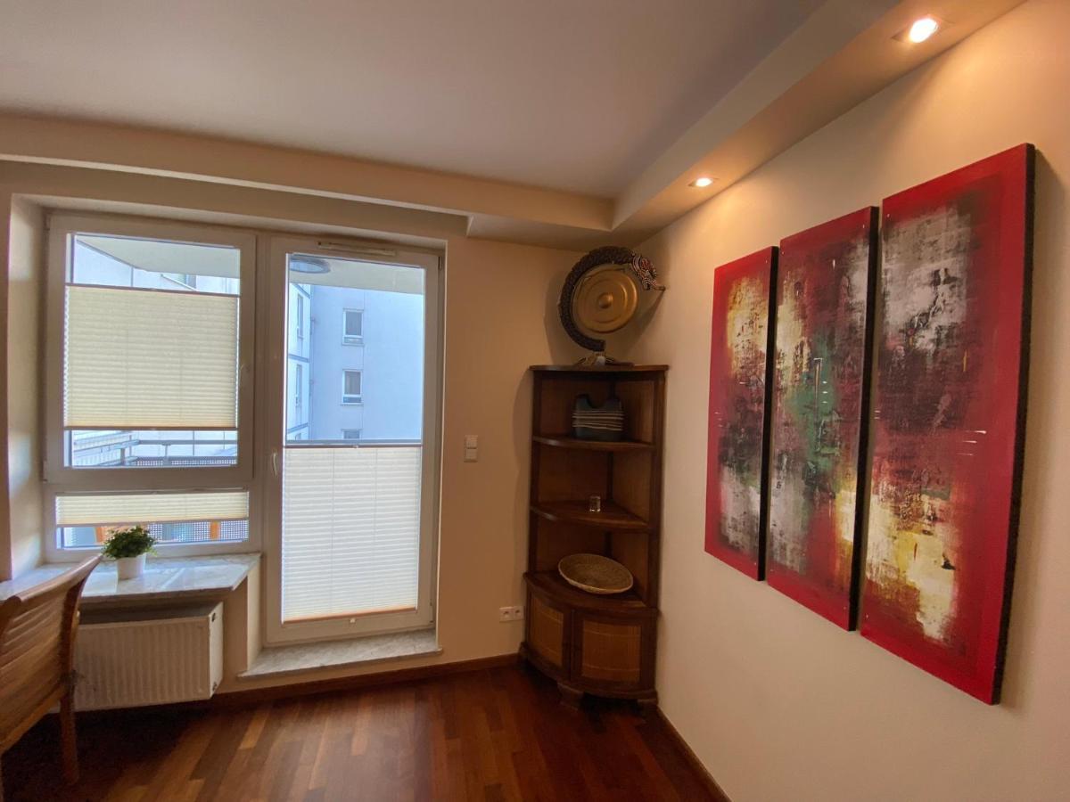 Orientalny Appartement Warschau Buitenkant foto